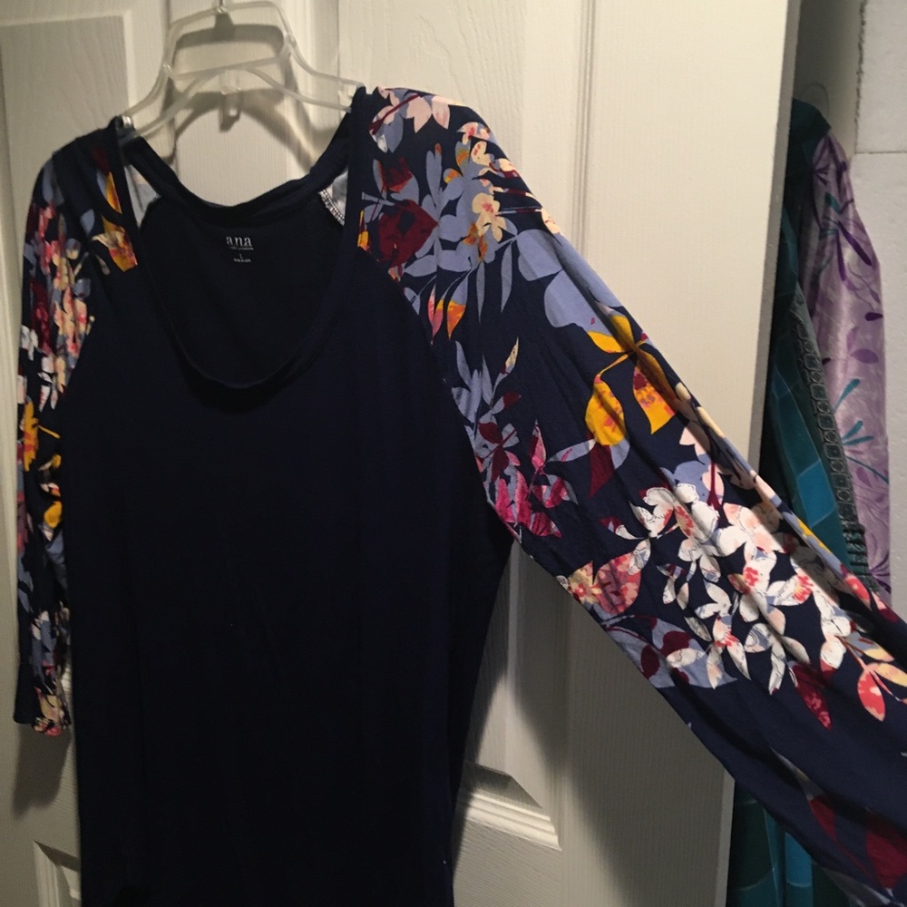 Shirt sz L